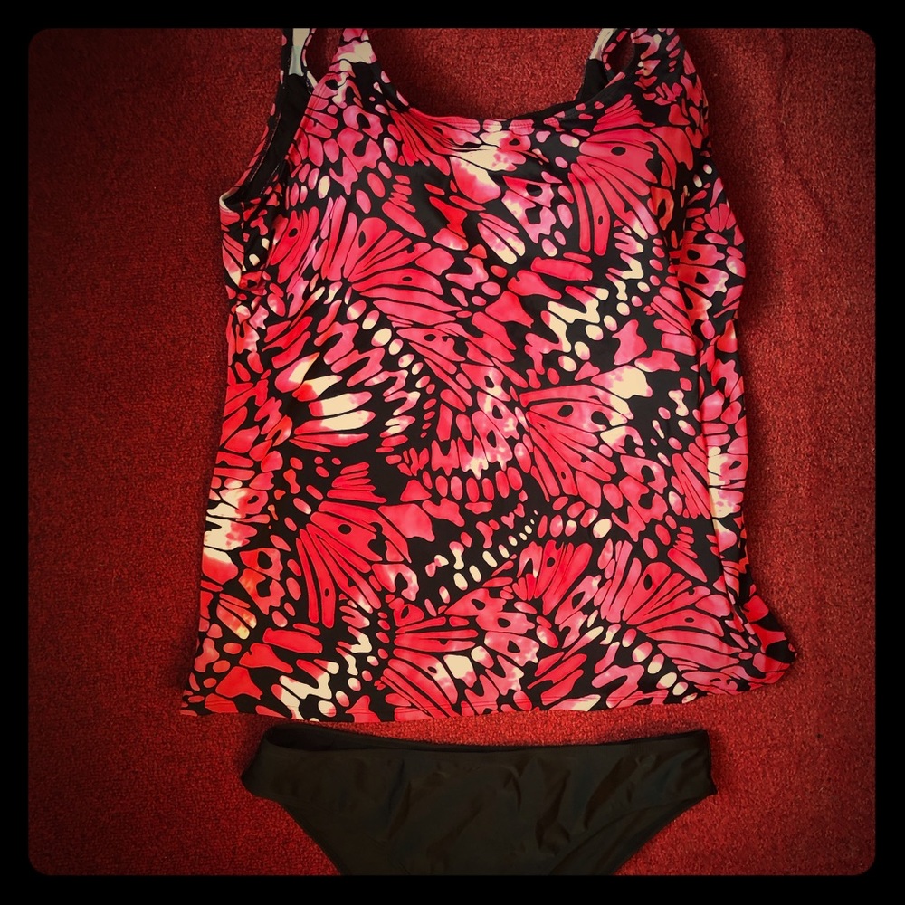 Swim Suit, never worn, size 32, new with tags